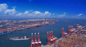 Qingdao Port plays a combination punch to crack the first cabin is hard to find